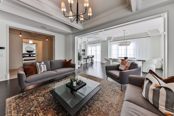 For Lease - 300 Randall Street Unit# 212, Oakville, Ontario - Photo 1