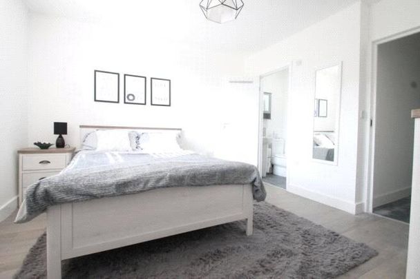 1 bedroom house to rent - Photo 1