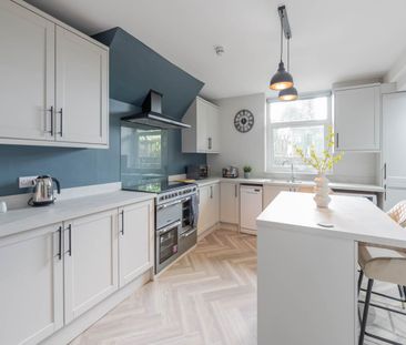 Westover Road (Room 4), Bramley, Leeds - Photo 3