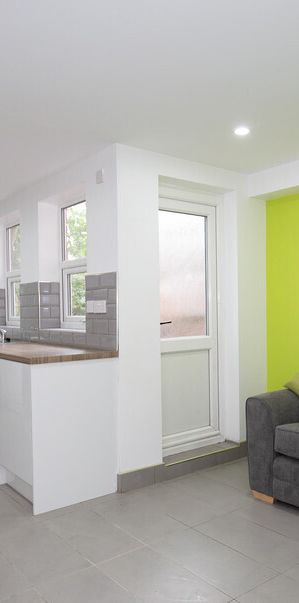Room 4 of 5, Terry Road, Coventry, CV1 2AZ - Photo 1