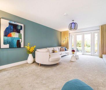 4 bedroom detached house to rent - Photo 2