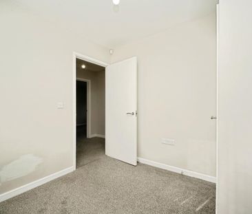 2 bedroom apartment to rent Grayshott Close, Birmingham, West Midla... - Photo 4