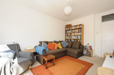 Haverstock Hill, London, NW3 - Photo 2