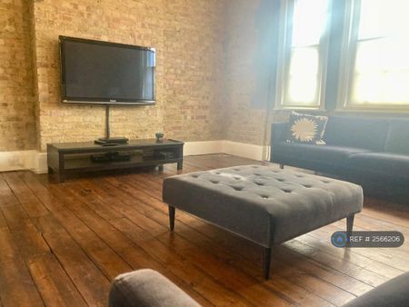 2 bedroom maisonette to rent - Photo 3