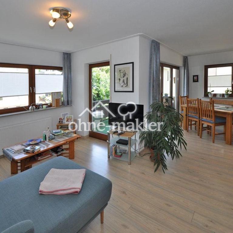 Charmante 3 Zimmer Wohnung mit Balkon - Foto 1