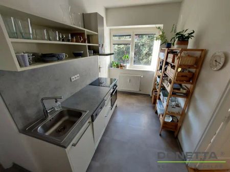 Pronájem pěkného bytu 3+1, lodžie – Labská kotlina, HK - Фото 2