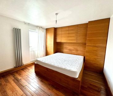 Caledonian Road, Kings Cross, London, N1 - Photo 2