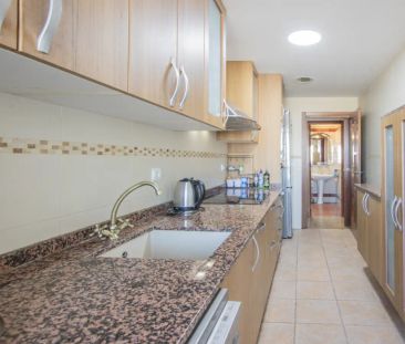 3-bedroom apartment for rent in Malilla, all bills included - Foto 3