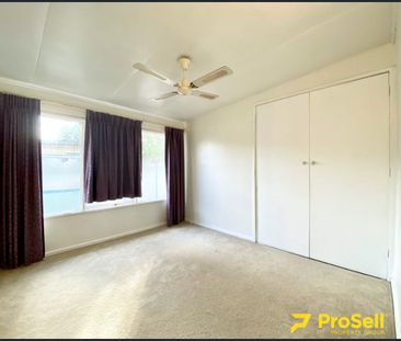 3-bedroom unit in a convenient location - Photo 1