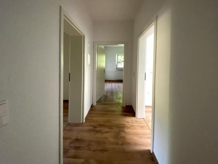 Einziehen & Wohlfühlen! Wohnung für Paare oder kleine Familien! - Photo 4