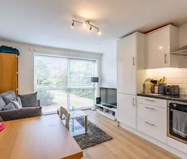 1 bedroom apartment to rent - Photo 2