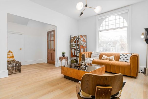 For Lease - 304 Oxford Street Unit# 1, London East, Ontario - Photo 1