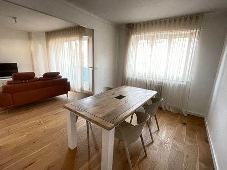 Location Appartement 3 pièces 69m² - Photo 2