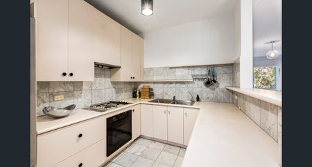 PROPERTY CURRENTLY ON HOLD UNTIL 5TH JANUARY 2026 - Photo 3