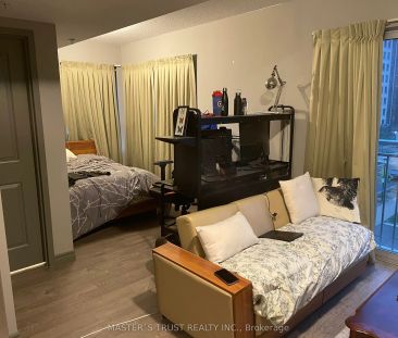 321 Spruce Street #502 - Photo 2