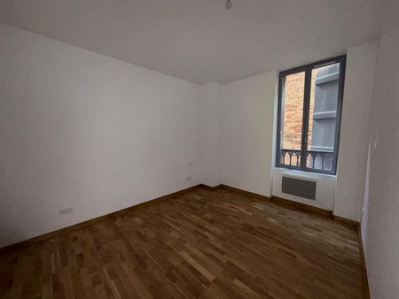 Location Appartement 3 pièces 61m² MONTAUBAN 82000 - Photo 4