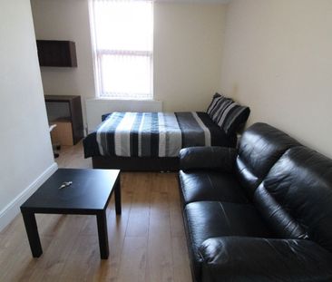 Fylde Road, Preston - Photo 4