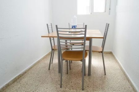 Carrer de la Ciutat de Mula, Valencia, Valencian Community 46021 - Photo 2