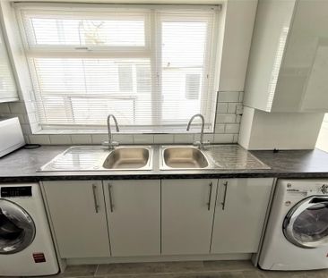 1 bedroom house of multiple occupation to rent - Photo 6