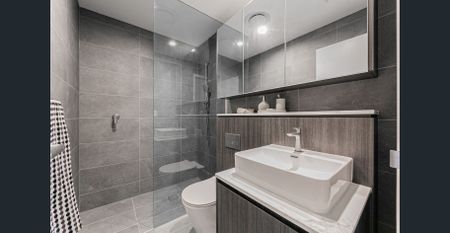 Stunning 1-Bedroom Apartment in the Heart of Homebush - Photo 3