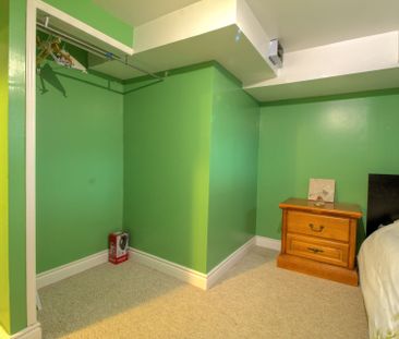 For Lease - 2015 Fontwell Crescent Unit# Bsmt, Mississauga, Ontario - Photo 2