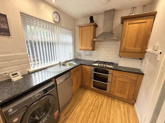 17 Pasadena Gardens, Ballyhackamore, Belfast, BT5 6HU - Photo 1