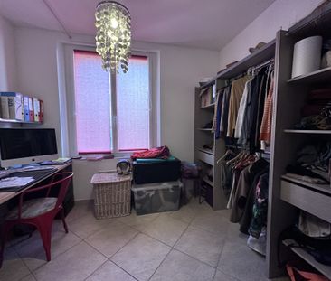 Location Appartement 4 pièces 86m² TOULON 83000 - Photo 2