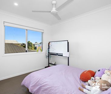 STUNNING FAMILY HOME IN REDLAND BAY! - Photo 6