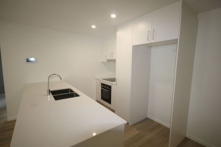 Luxury Apartment in the Heart of Maroochydore! - Photo 5