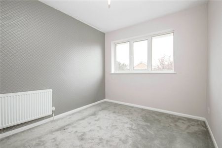 Meadowbank, - Photo 4