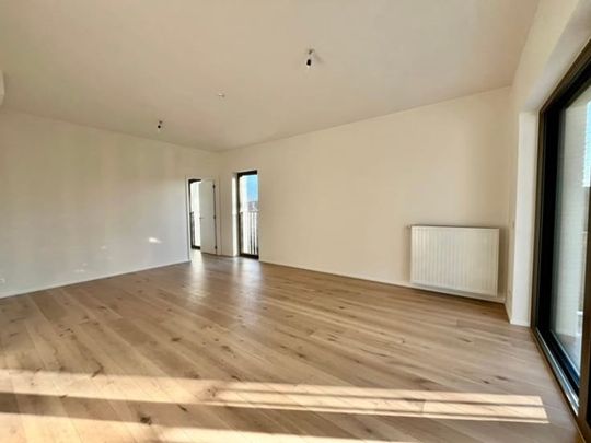 Appartement te huur - Photo 1