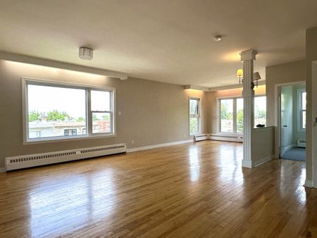 6410 Avenue Lennox - Photo 2