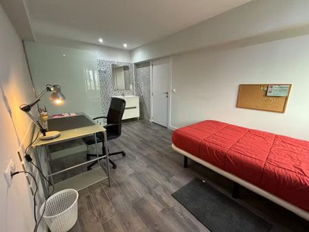 Carrer de Campillo de Altobuey, Valencia, Valencian Community 46022 - Photo 2