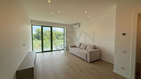Apartament 3 camere Prima Vedere Lac - Photo 3