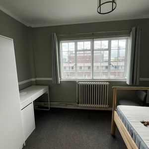 1 Bed Flat, Russell Court, WC1H - Photo 2