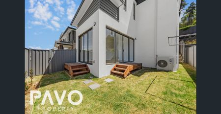 Modern two story home features lower ground - Photo 5