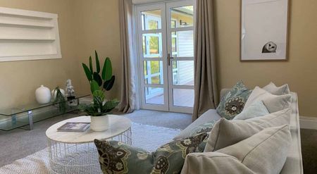 Charming 4BR 2 Bath Hokowhitu Home w/ Garden - Photo 5