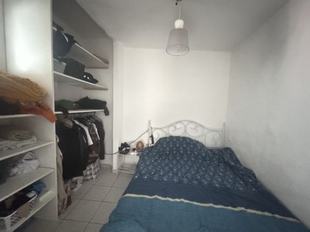 Location Appartement 1 pièce 34m² CAMPS LA SOURCE 83170 - Photo 3