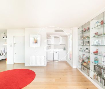 Penthouse for rent in Les Tres Torres - Photo 2