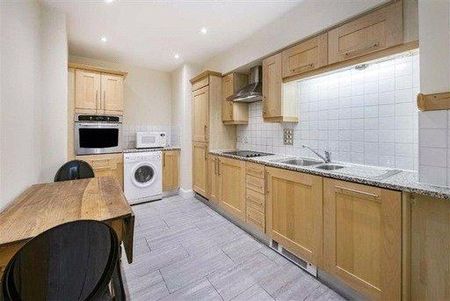3 bedroom flat to rent - Photo 4