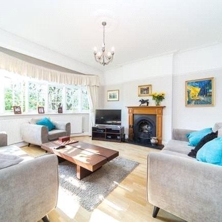 Sheen Lane, London, SW14 - Photo 1