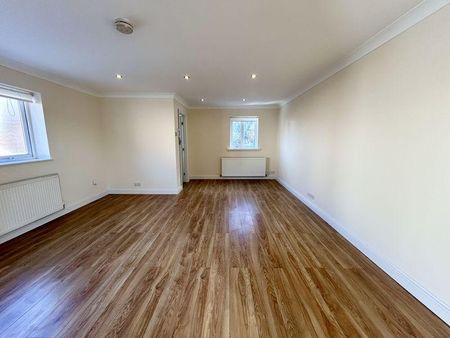 2 bedroom property to rent - Photo 2