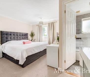 3 bedroom detached house to rent - Photo 4