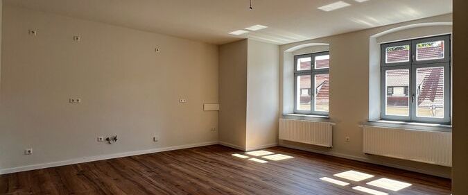 ERSTBEZUG - große 2-Raum Altbauwohnung mit offener Küche - Photo 1