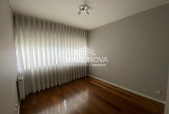 Apartamento T5 em Porto