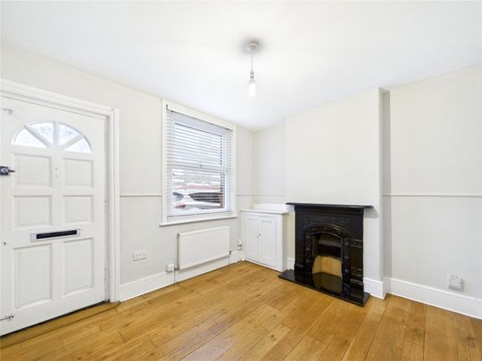 Victor Road, Colchester, CO1 2LU - Photo 1