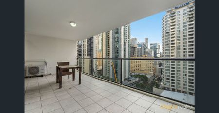 Beautiful Furnished Apartment in the Heart of City! - Photo 4