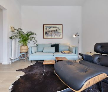 Strak gerenoveerde studio-penthouse met slaapkamer, groot zonneterr... - Photo 1