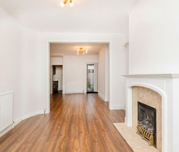 3 bedroom terraced house to rent - Photo 6