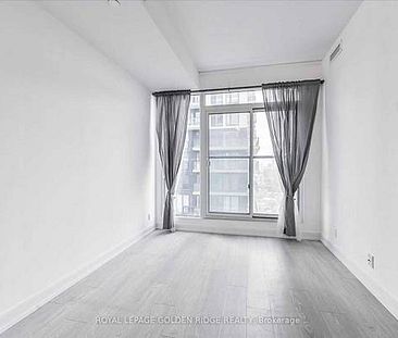 Dundas St E/Jarvis St Bright +Spacious 1Bdrm +Den As 2nd Bdrm 1Locker - Photo 4